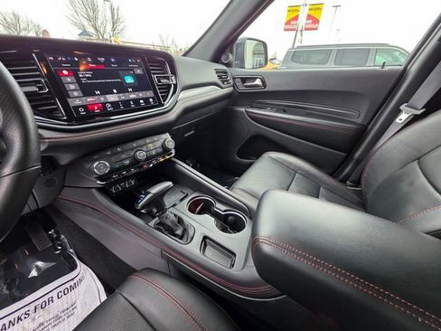 Used 2025 Dodge Durango GT image 24