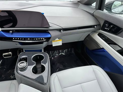 New 2026 Cadillac Optiq Luxury 1 image 18