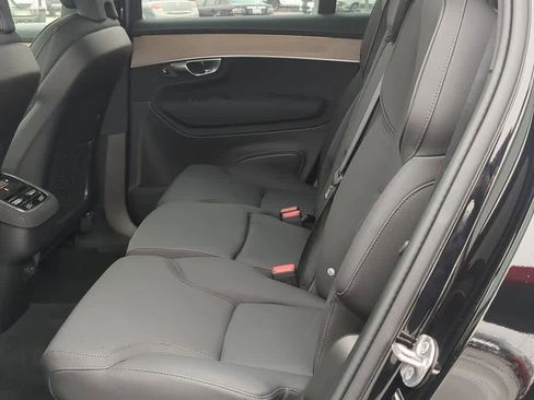 Certified 2026 Volvo XC90 B6 Plus w/ Protection Package Premier image 18