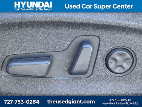 Used 2015 Hyundai Sonata Limited w/ Option Group 06 FWD image 22