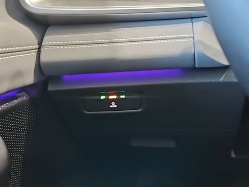 New 2026 Volkswagen Tiguan SE image 35