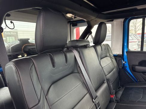 Used 2023 Jeep Wrangler Unlimited Sahara w/ Cold Weather Group image 25