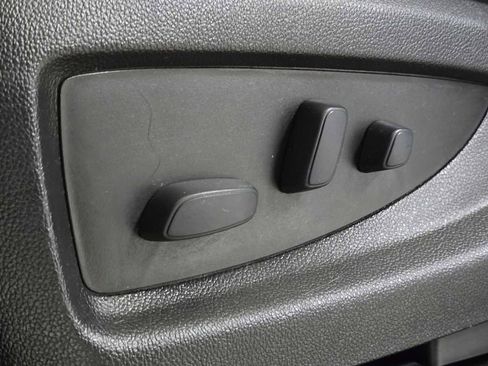 Used 2020 GMC Yukon Denali w/ Denali Premium Package image 26