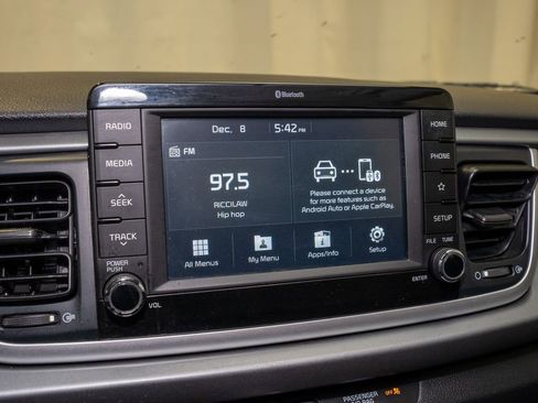 Certified 2020 Kia Rio LX image 11