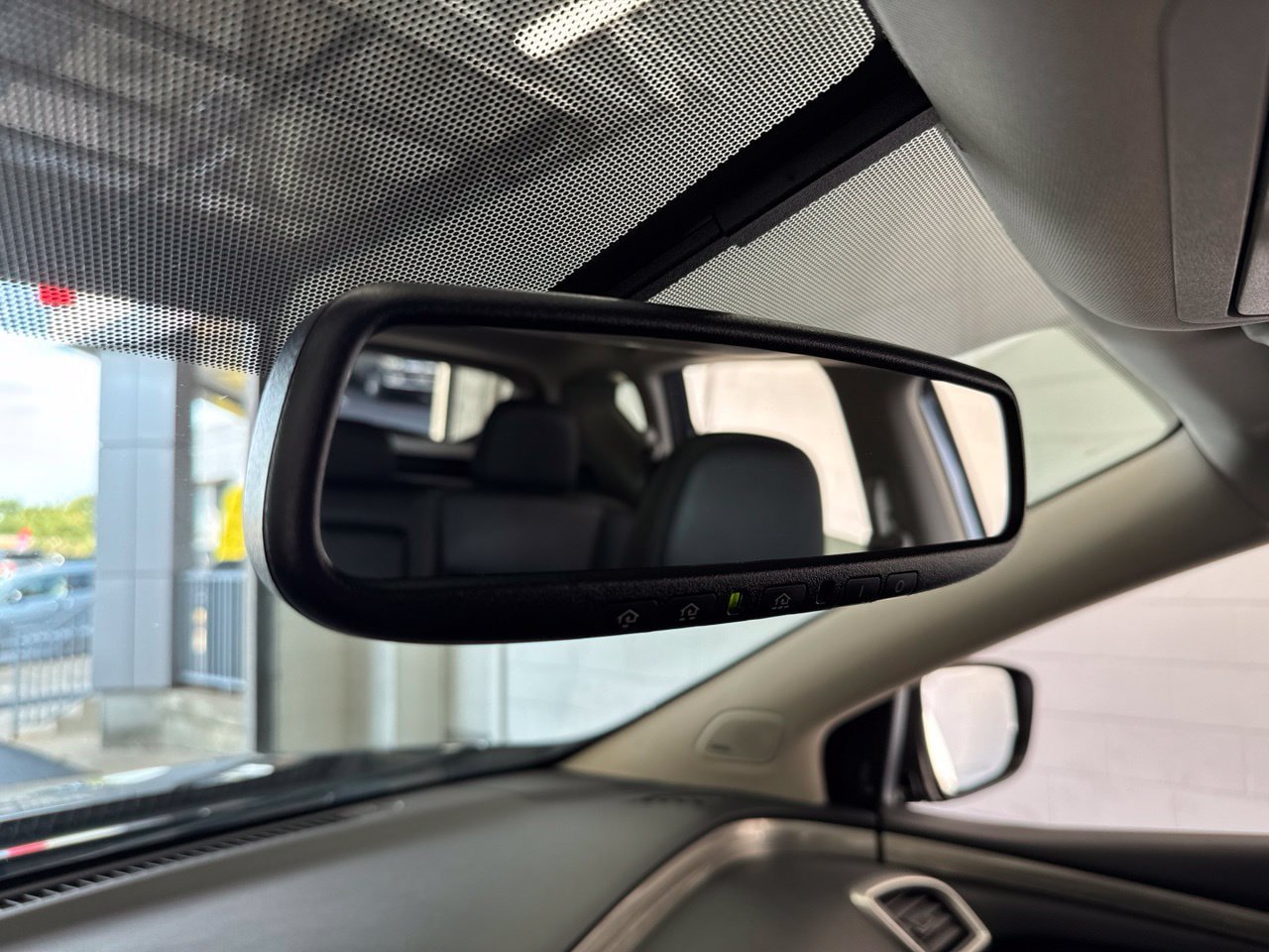Used 2018 Nissan Murano Platinum w/ Cargo Package FWD image 31