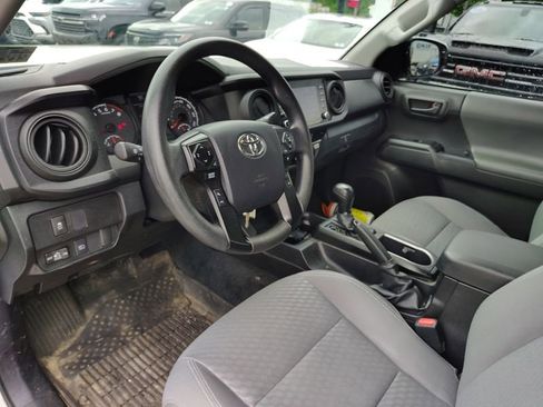 Used 2023 Toyota Tacoma SR AWD/4WD image 10