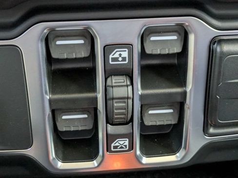 New 2026 Jeep Wrangler Unlimited Sahara AWD/4WD image 23