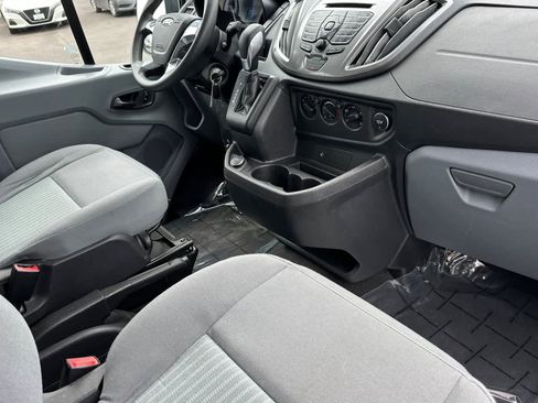 Used 2017 Ford Transit 350 XLT image 17