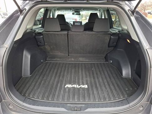 Used 2020 Toyota RAV4 XLE w/ All Weather Liner Package image 28