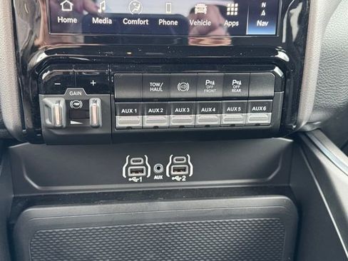 New 2025 RAM 2500 Big Horn image 56