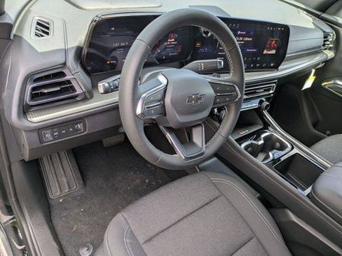 New 2026 Chevrolet Traverse LT w/ Midnight/Sport Edition AWD/4WD image 10
