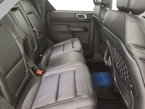 New 2025 Ford Bronco Badlands AWD/4WD image 22