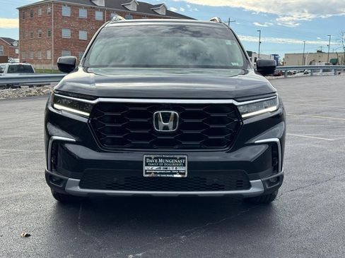 Certified 2025 Honda Pilot Elite image 9