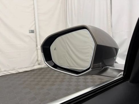 Used 2024 BMW 530i xDrive AWD/4WD image 17