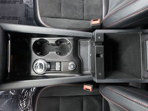 Used 2025 Ford Explorer ST image 36