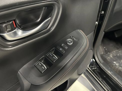 New 2026 Honda HR-V Sport image 17