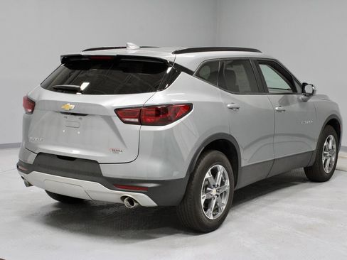 Used 2024 Chevrolet Blazer LT w/ LPO, Floor Liner Package FWD image 12