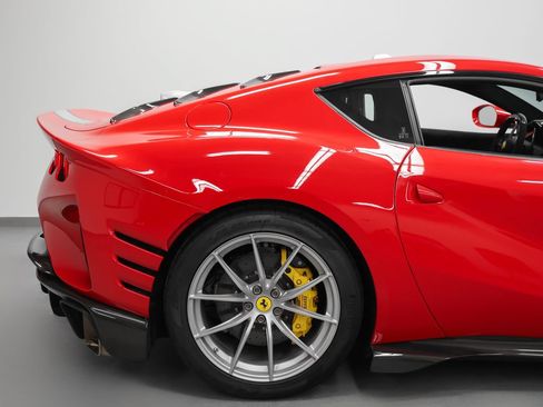 Certified 2023 Ferrari 812 Competizione RWD image 41