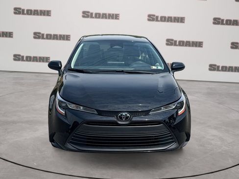 Used 2023 Toyota Corolla LE w/ Carpet Mat Package (TMS) FWD image 8