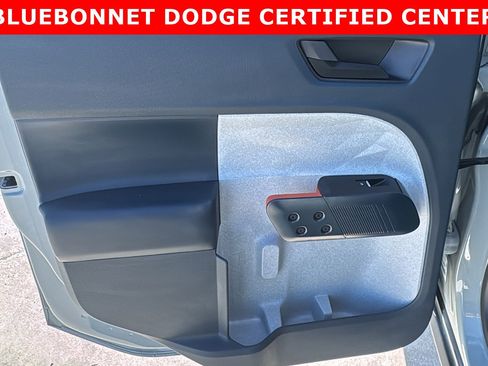 Used 2024 Ford Maverick XLT image 15