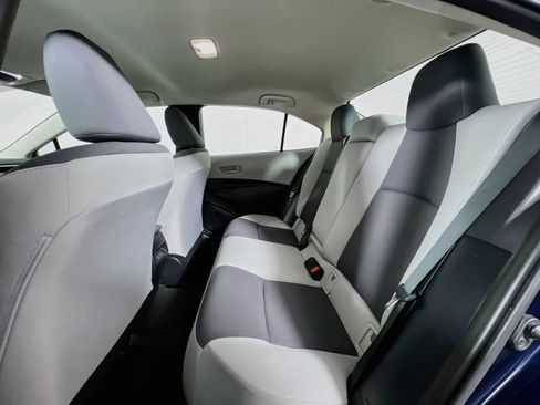Used 2025 Toyota Corolla LE FWD image 20