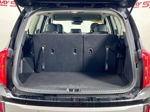 Used 2023 Kia Telluride LX AWD/4WD image 25