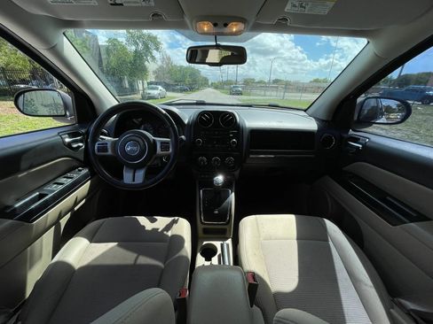 Used 2013 Jeep Compass Latitude image 15