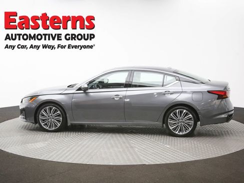 Used 2025 Nissan Altima 2.5 SL image 61