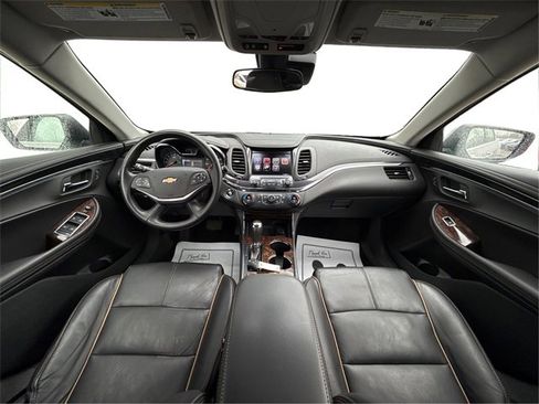 Used 2015 Chevrolet Impala LTZ image 28