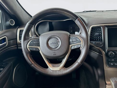 Used 2017 Jeep Grand Cherokee Summit image 18