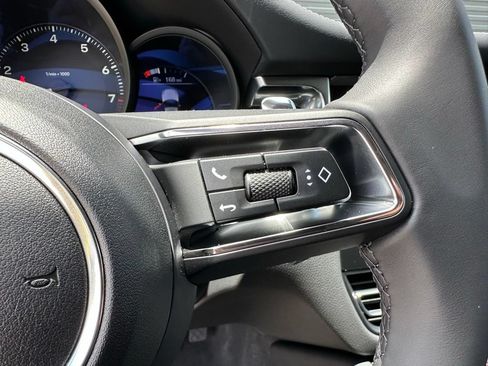 Used 2026 Porsche Macan AWD/4WD image 30