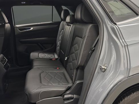 Used 2024 Volkswagen Atlas Cross Sport SE w/ Panoramic Sunroof Package AWD/4WD image 22