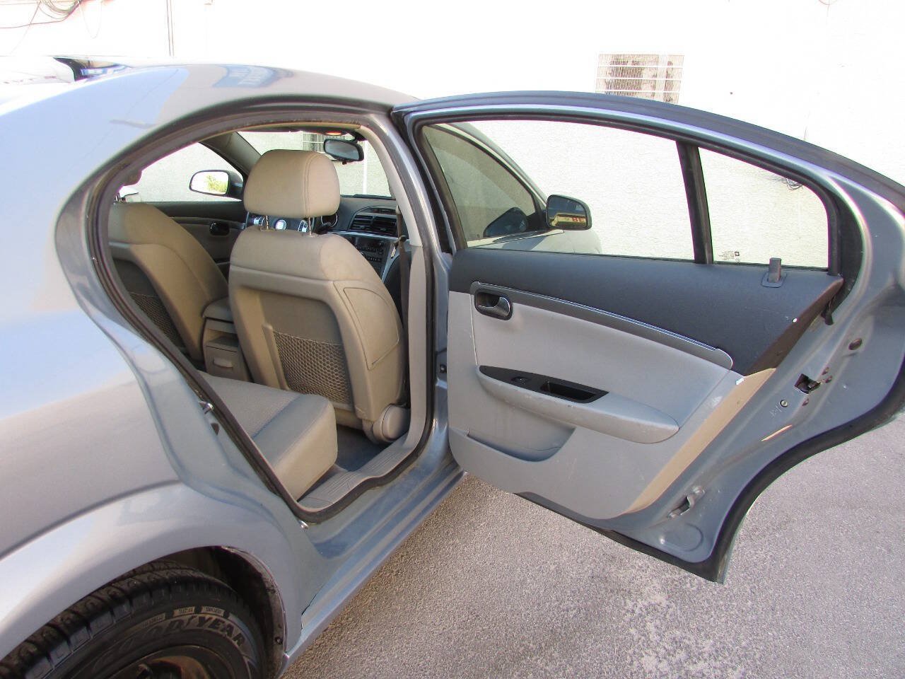Used 2009 Saturn Aura XE FWD image 13