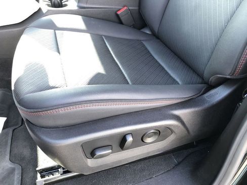 Used 2024 GMC Canyon AT4X AWD/4WD image 14