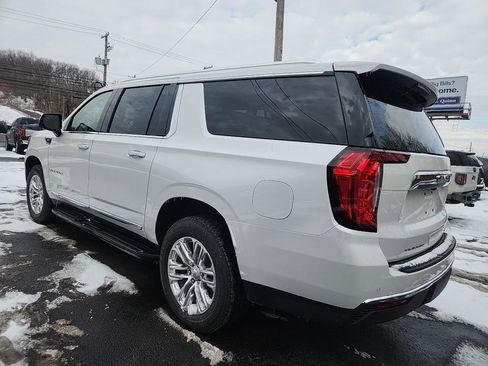 Certified 2023 GMC Yukon XL SLT w/ SLT Luxury Package image 6