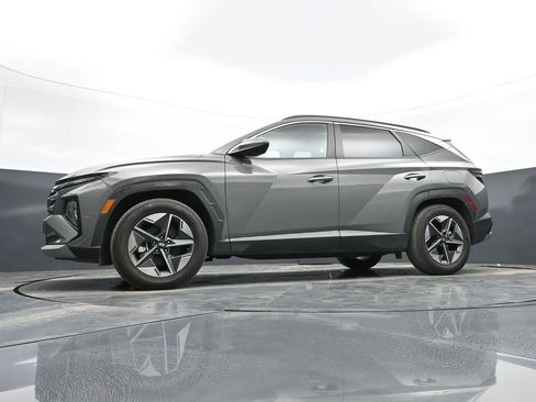 Used 2025 Hyundai Tucson SEL FWD image 43