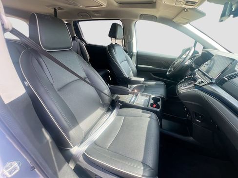Used 2025 Honda Odyssey Elite image 32