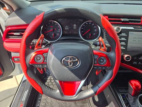 Used 2020 Toyota Camry XSE FWD image 47