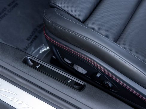 Certified 2026 Porsche 911 Carrera 4S AWD/4WD image 30