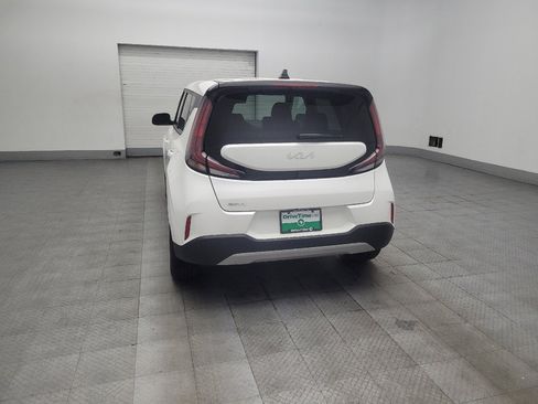 Used 2025 Kia Soul LX w/ LX Technology Package image 6