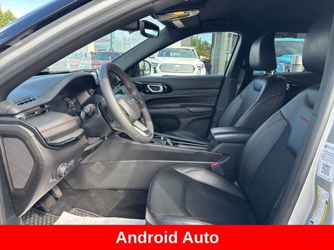 Used 2025 Jeep Compass Trailhawk AWD/4WD image 10