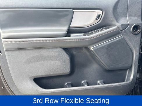 Used 2025 Ford Expedition Max Active AWD/4WD image 27