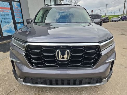 Used 2024 Honda Pilot Elite image 14