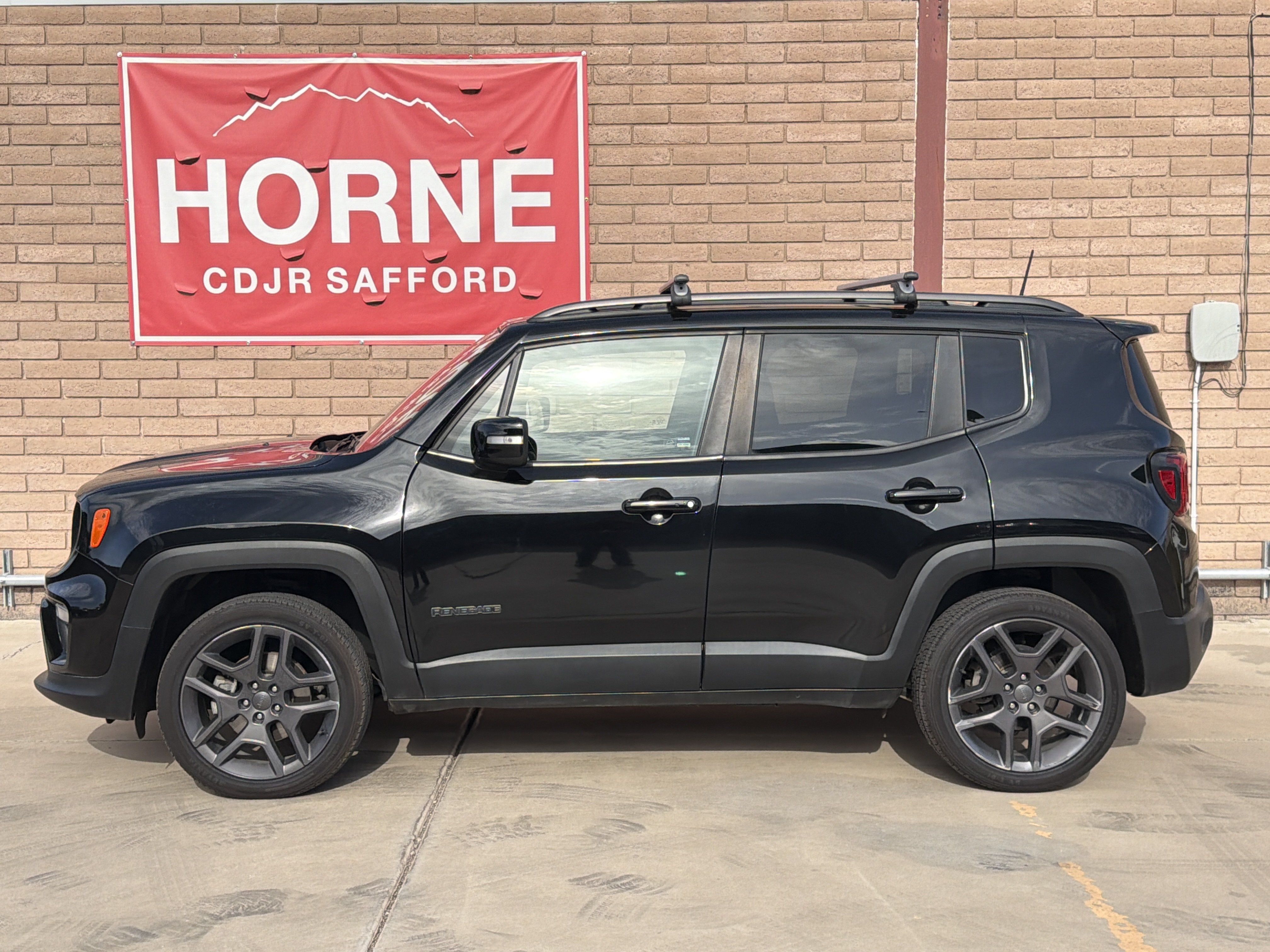 Used 2020 Jeep Renegade Altitude AWD/4WD image 2