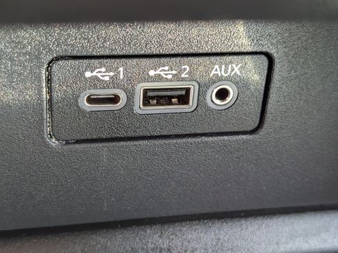 Used 2024 Nissan Altima 2.5 SV FWD image 23