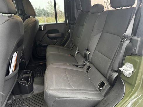 Certified 2023 Jeep Gladiator Sport w/ Trailer Tow Package image 18