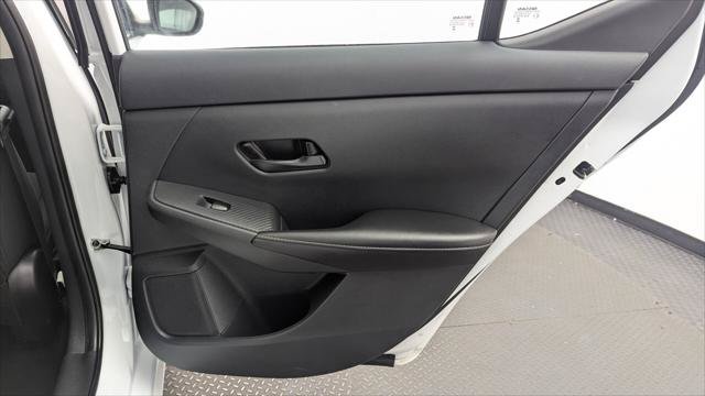 Used 2025 Nissan Sentra SV FWD image 19