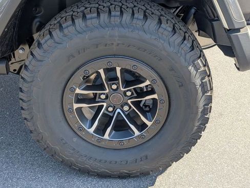 New 2026 Jeep Wrangler Unlimited Rubicon AWD/4WD image 8