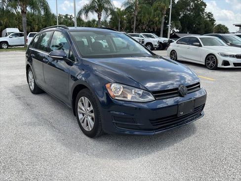 Used 2017 Volkswagen Golf S AWD/4WD image 11