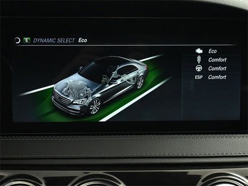 Used 2020 Mercedes-Benz S 560 4MATIC Sedan image 39